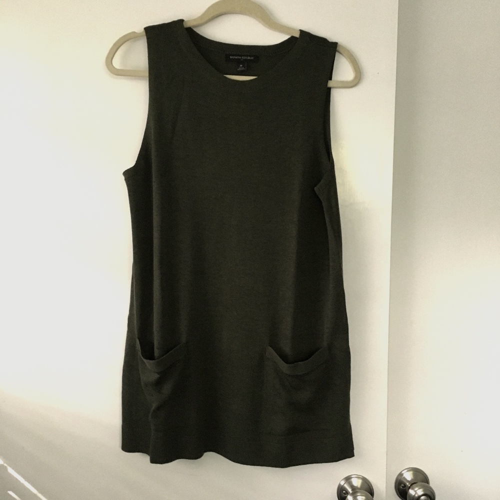 Banana Republic Factory, dark green, size M, tunic vest